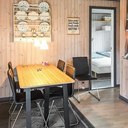 Dom wakacyjny Pet Friendly In With Kitchen